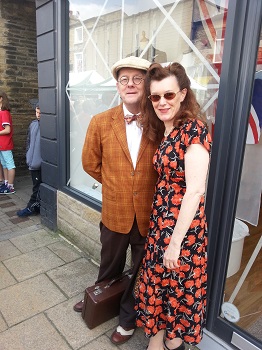 Couple at the Brighouse 1940s Weekend