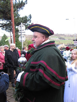 Scroggling the Holly in Haworth