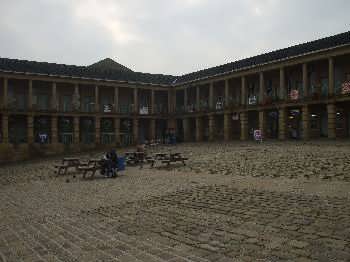 Piece Hall, Halifax