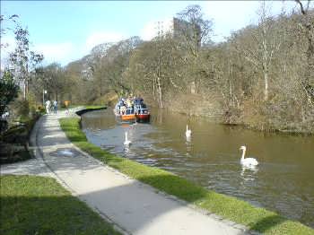 Leeds Liverpool canal near Bingley