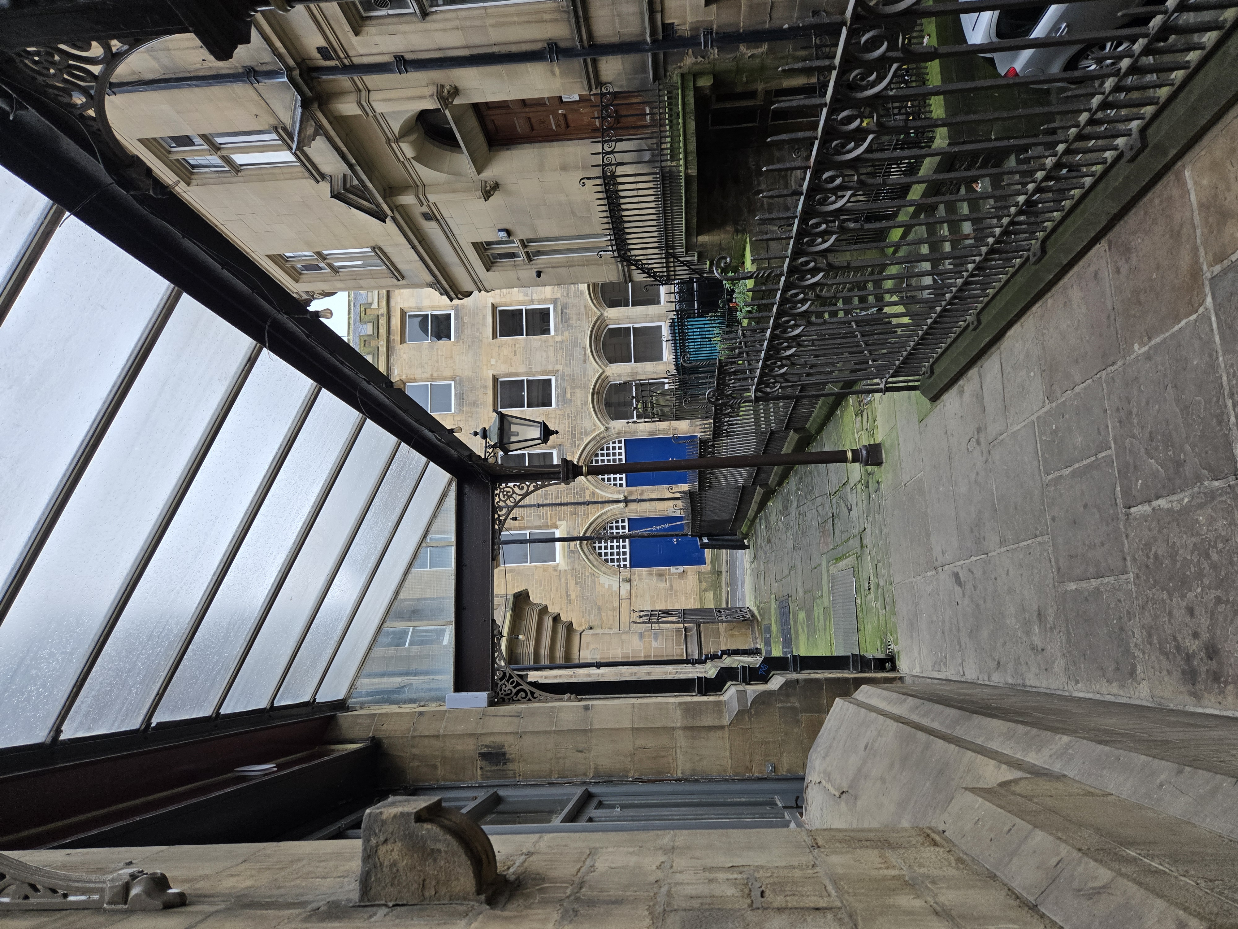 Alleyway behind shopping arcade