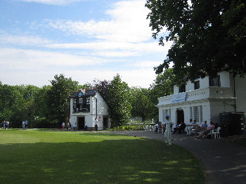 Robert's Park, Saltaire